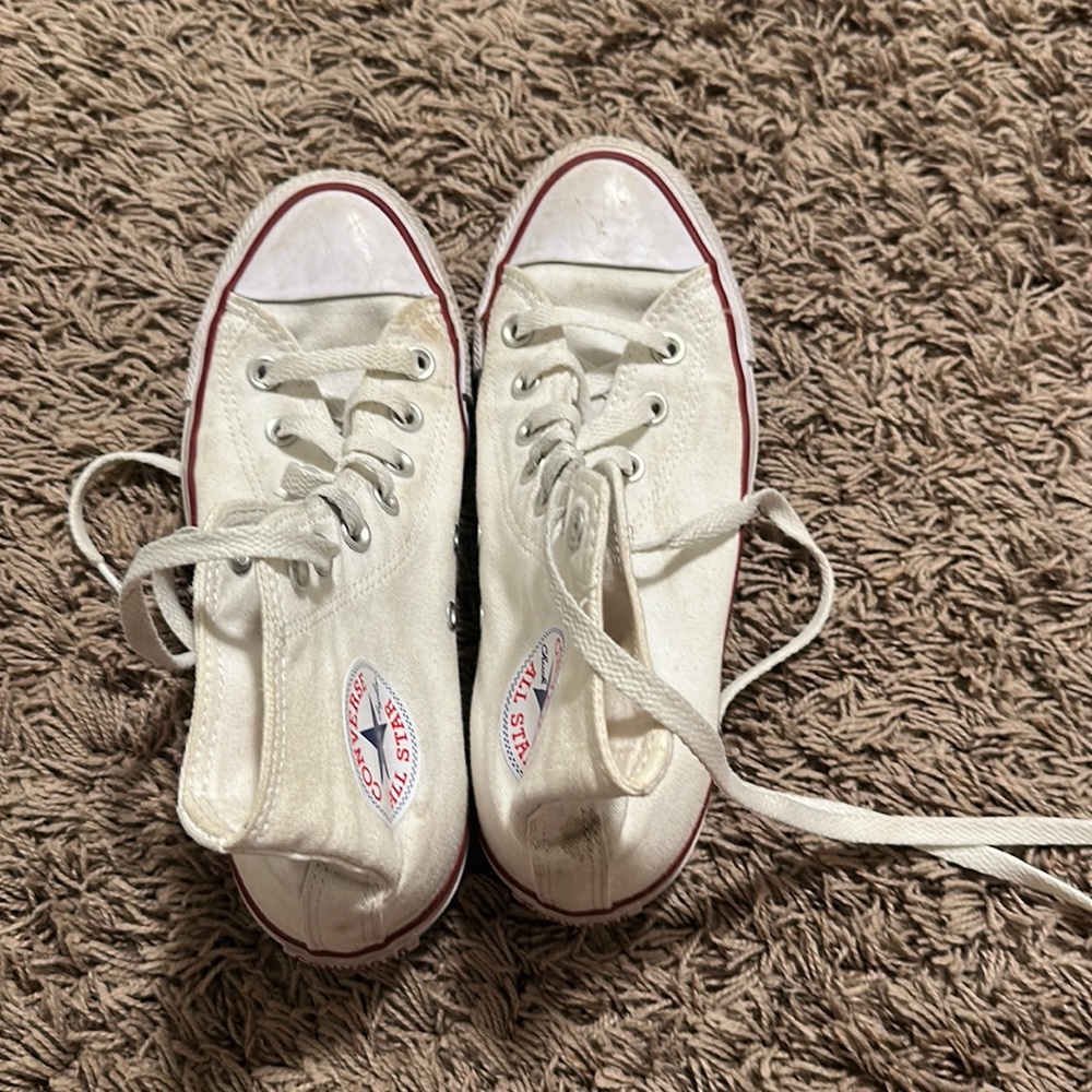 white converse just need to be clean still in pretty good shape